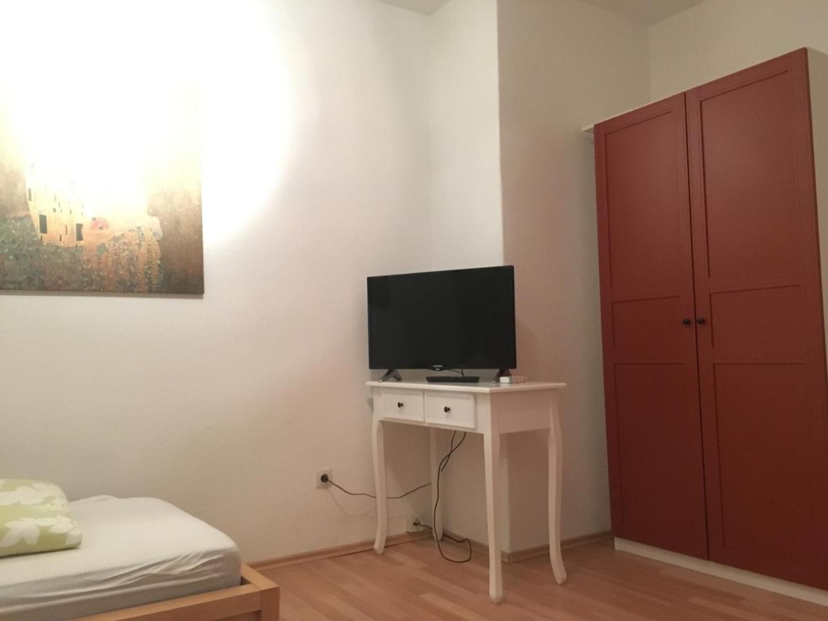 Messe Zu Fuss Apartment Хановер Екстериор снимка